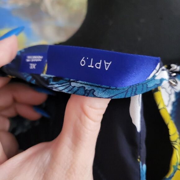 Apt 9 Puff Sleeve Floral any plaid navy blue Blouse Top XL women's plus - Picture 5 of 5